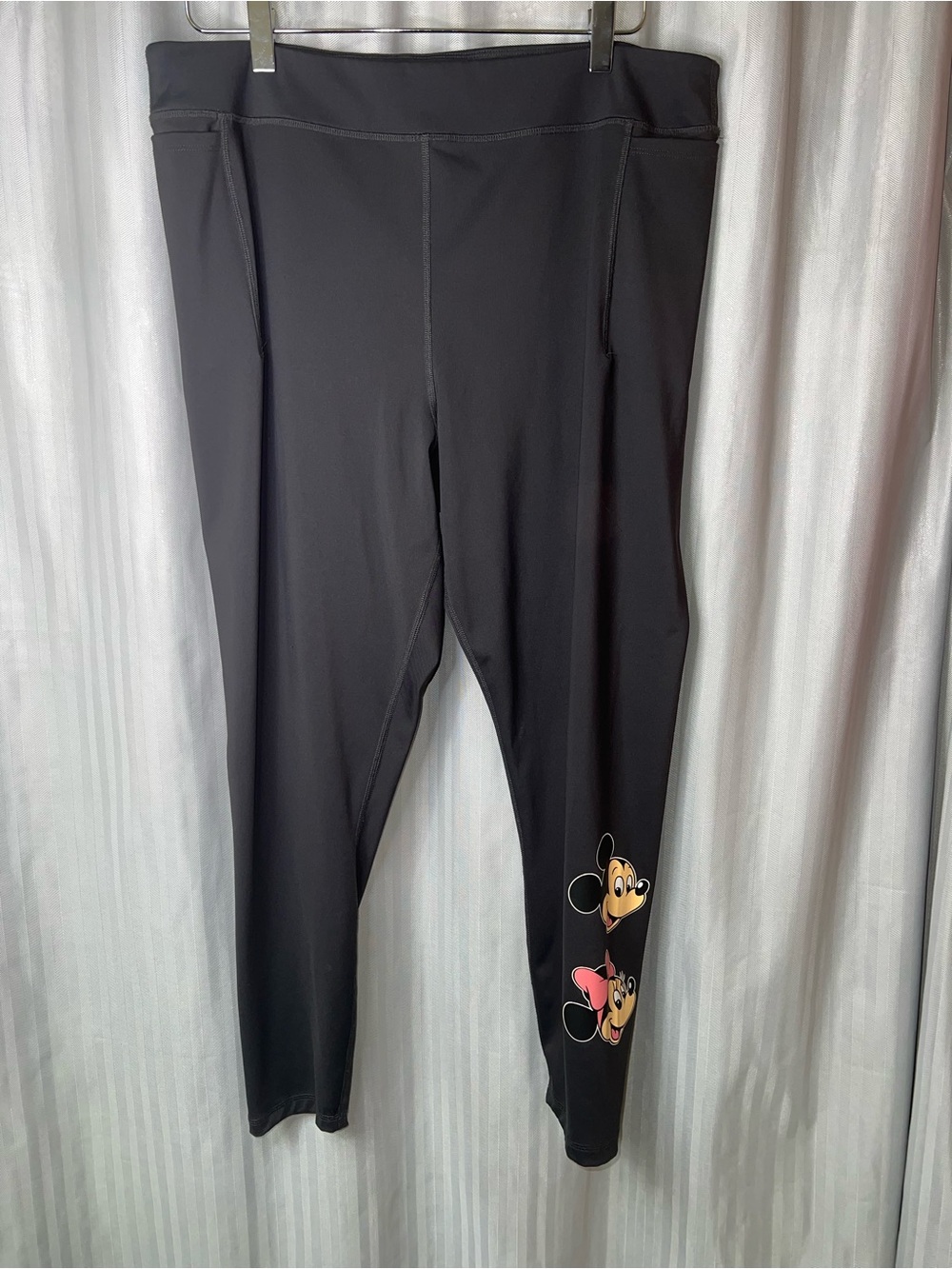 Disney dark Gray Leggings with Mickey & Minnie Lower-Leg Graphics XXL